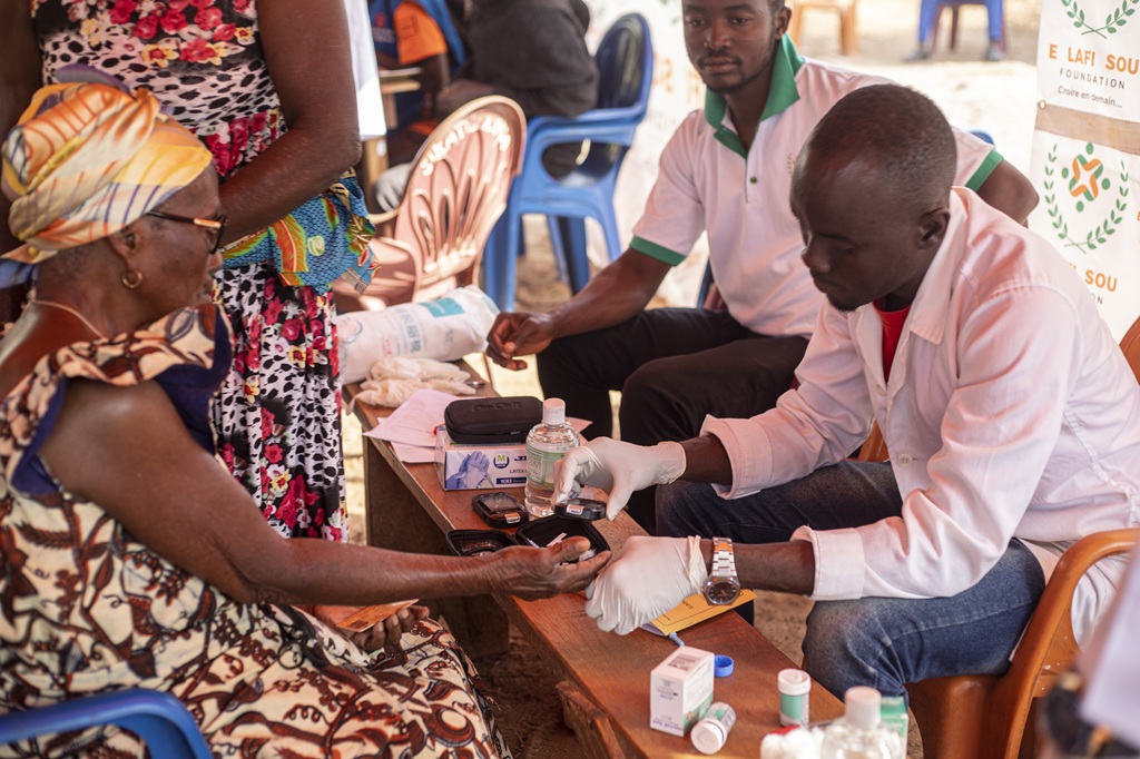 RAPPORT D’ACTIVITE SUR LE DEPISTAGE DE L'HTA ET DIABETE